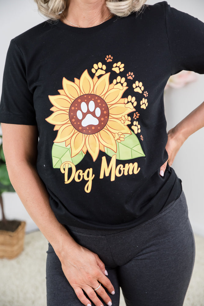 Dog Mom Tee